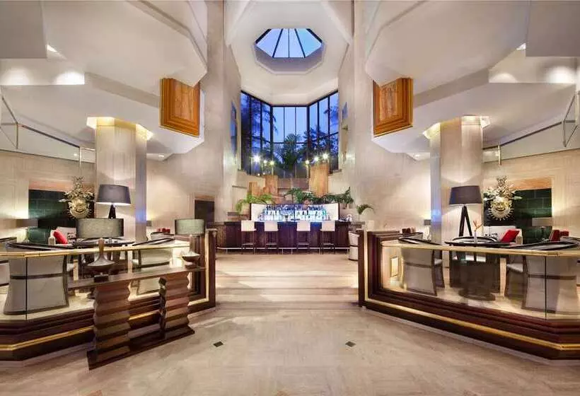 هتل Hilton Yaounde