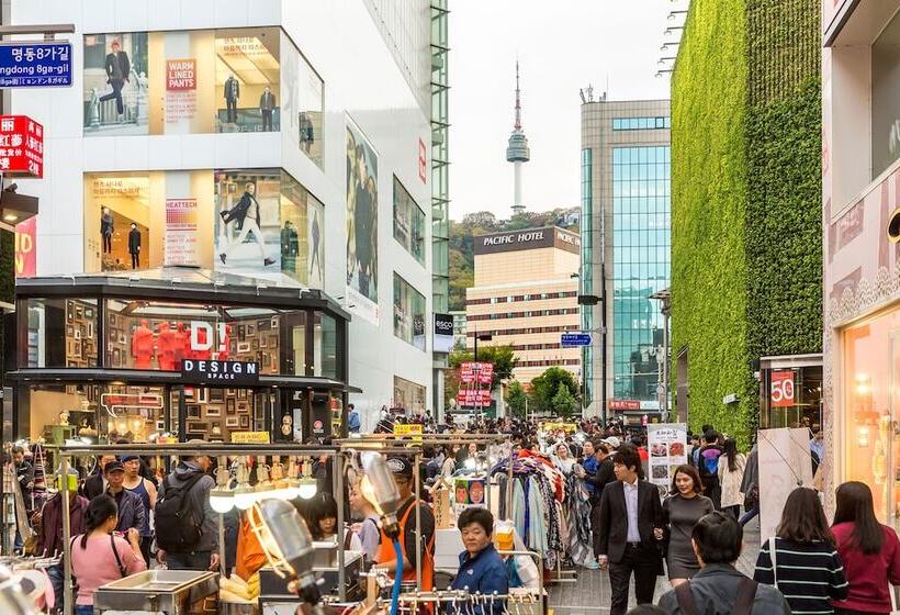 בית מלון כפרי Pacific