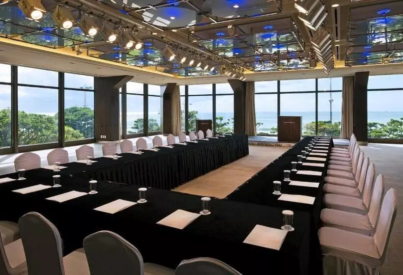 Paradise Hotel Busan