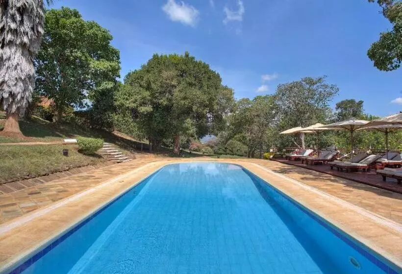 هتل The Aberdare Country Club