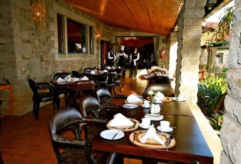 هتل The Aberdare Country Club