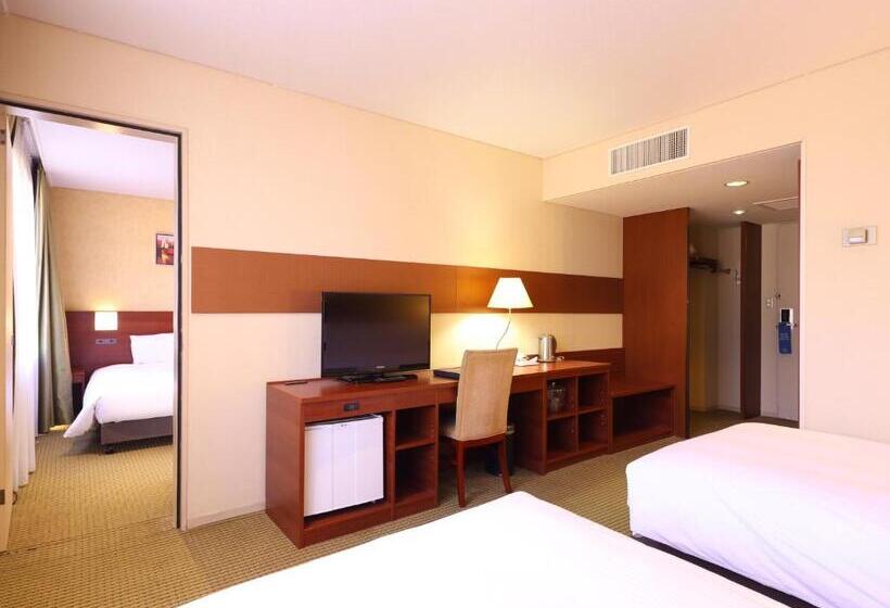 International Resort Hotel Yurakujo