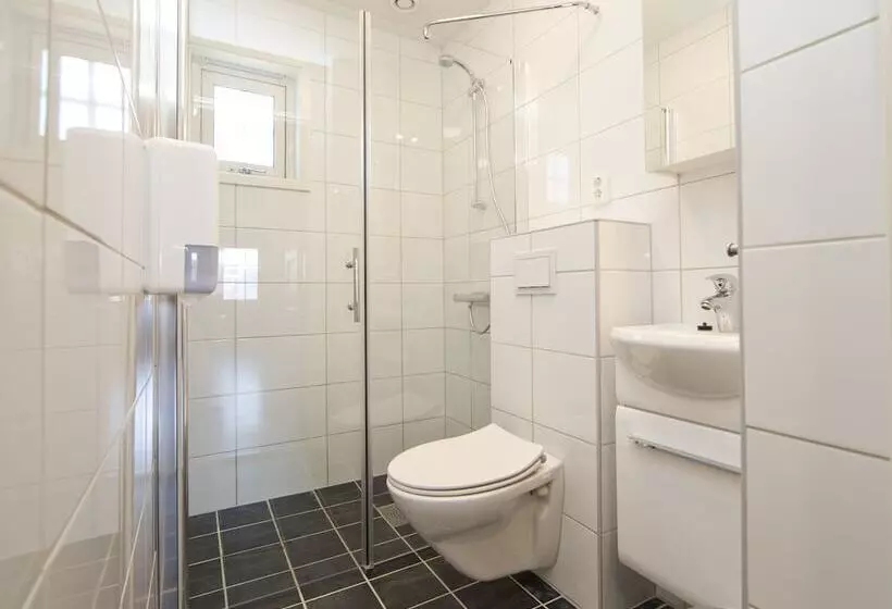 Birkebeineren Hotel & Apartments