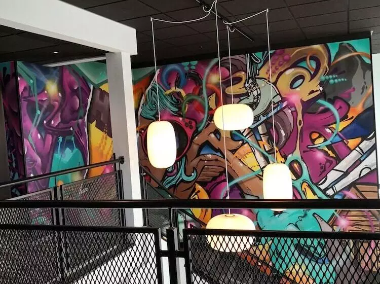 Birkebeineren Hotel & Apartments