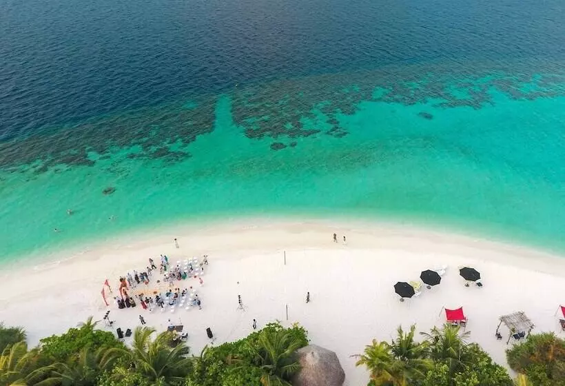 Eriyadu Island Resort