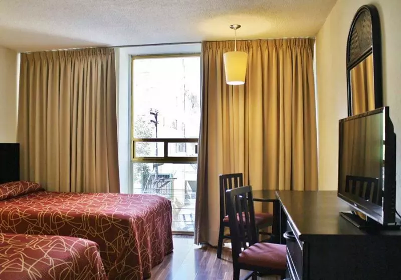 ホテル Del Angel Reforma