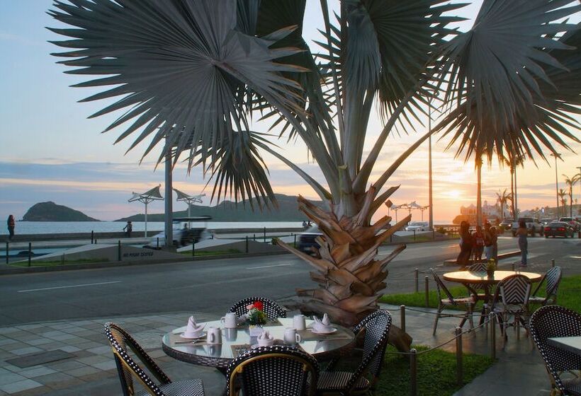 فندق Don Pelayo Pacific Beach