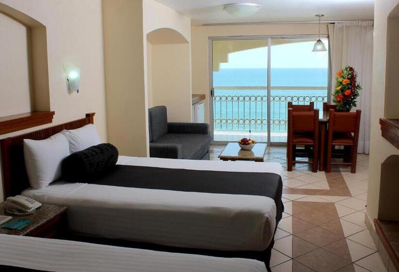 فندق Don Pelayo Pacific Beach