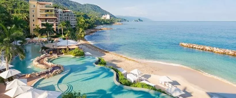 Отель Garza Blanca Preserve Resort & Spa