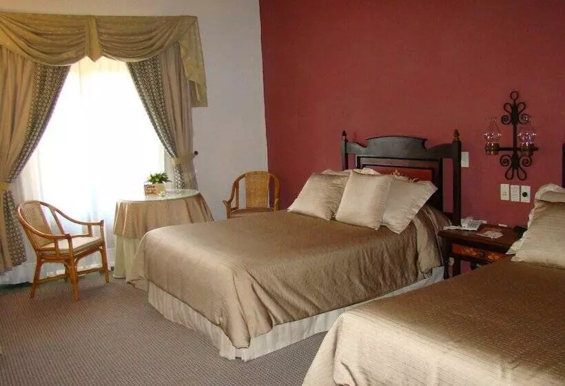 Отель Mansion Del Cupatitzio