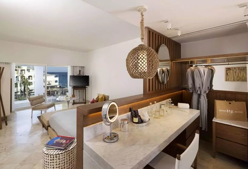 Hotelli Me Cabo By Meliá