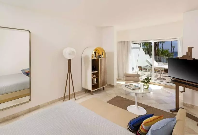 Hotelli Me Cabo By Meliá