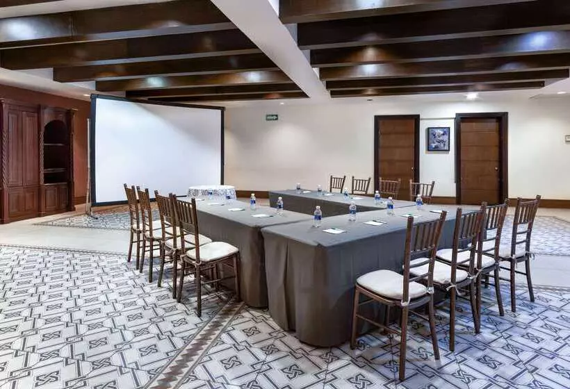 Quality Inn & Suites Saltillo Eurotel