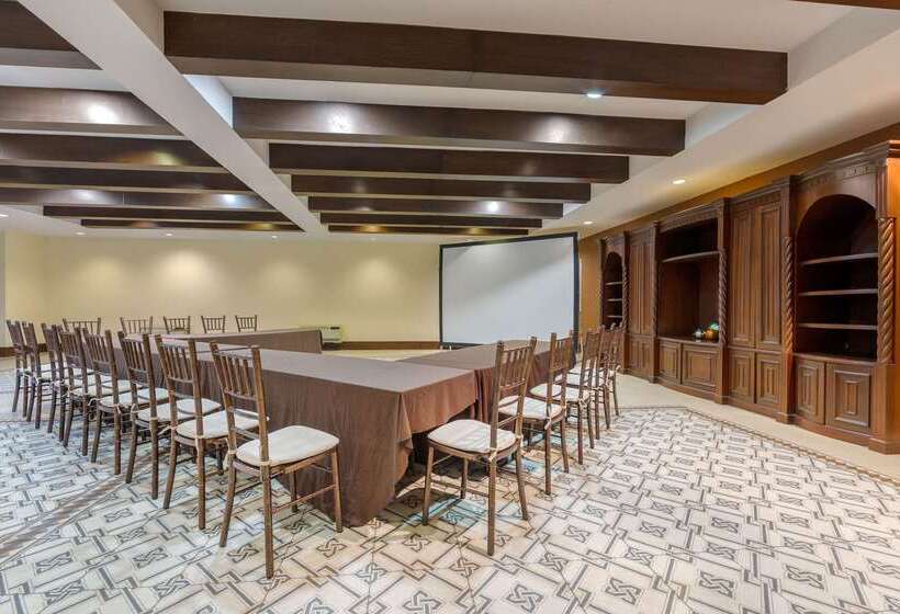 Quality Inn & Suites Saltillo Eurotel