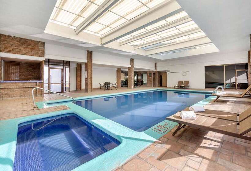 Quality Inn & Suites Saltillo Eurotel