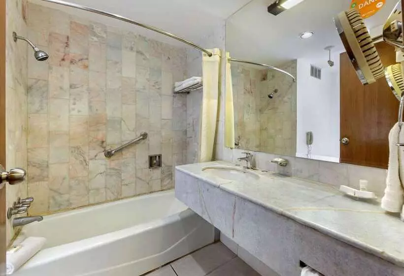 Quality Inn & Suites Saltillo Eurotel