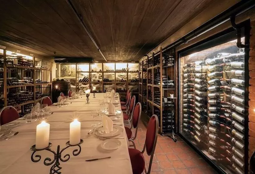 Refsnes Gods   By Classic Norway Hotels