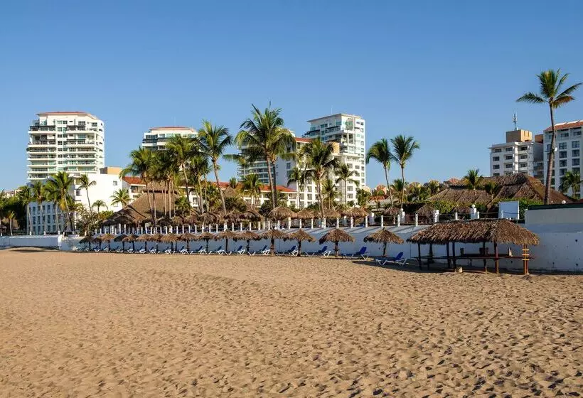 Resort Meliá Puerto Vallarta – All Inclusive