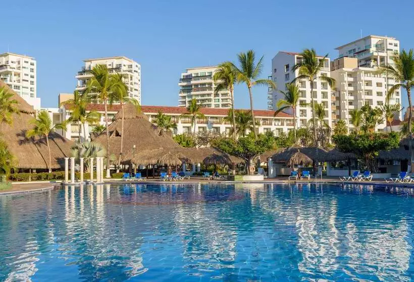 Resort Meliá Puerto Vallarta – All Inclusive