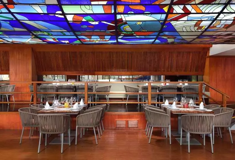 Resort Meliá Puerto Vallarta – All Inclusive