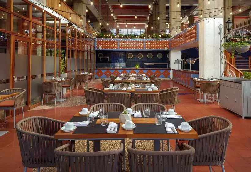 Resort Meliá Puerto Vallarta – All Inclusive