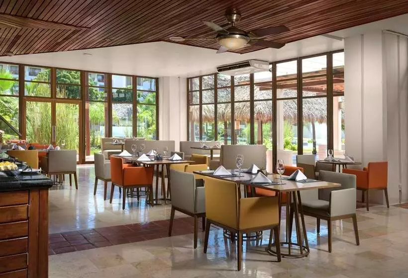 Resort Meliá Puerto Vallarta – All Inclusive