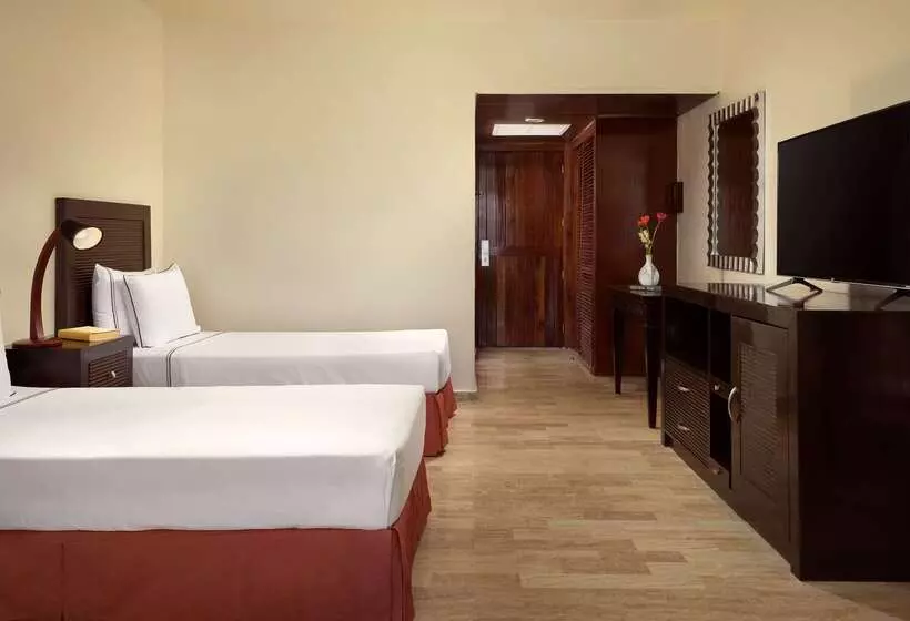 Resort Meliá Puerto Vallarta – All Inclusive