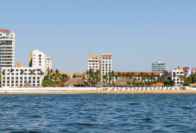 Resort Meliá Puerto Vallarta – All Inclusive