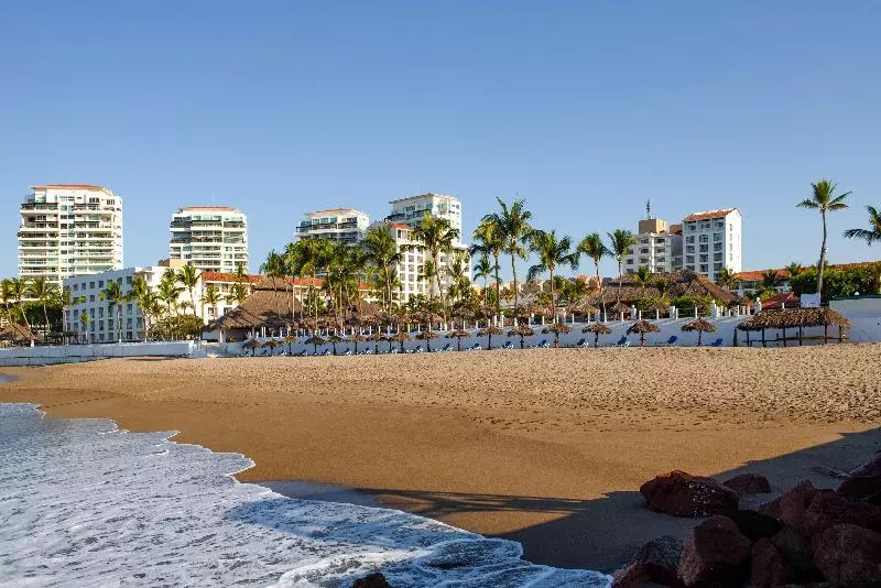 Resort Meliá Puerto Vallarta – All Inclusive