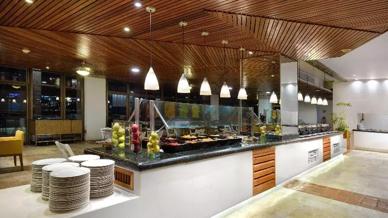 Resort Meliá Puerto Vallarta – All Inclusive