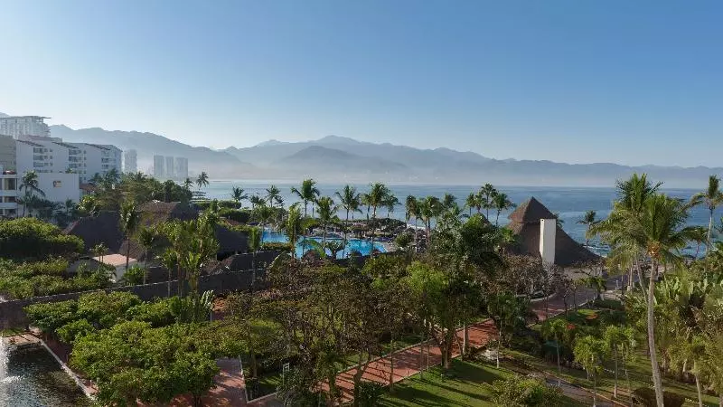 Resort Meliá Puerto Vallarta – All Inclusive