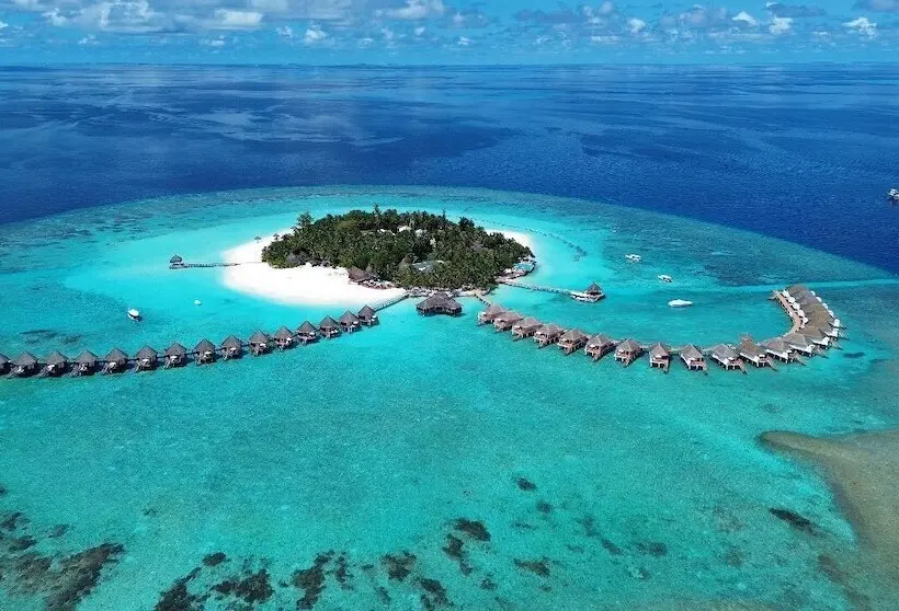 Thulhagiri Island Resort & Spa