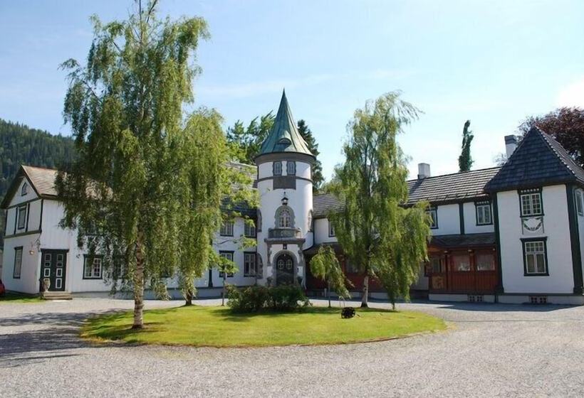Szálloda Bårdshaug Herregård