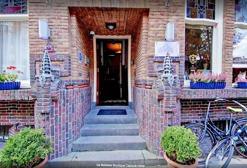 هتل کپسول De Bedstee Boutique Capsules