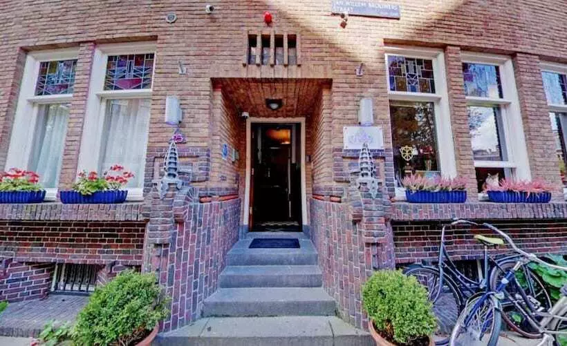 هتل کپسول De Bedstee Boutique Capsules