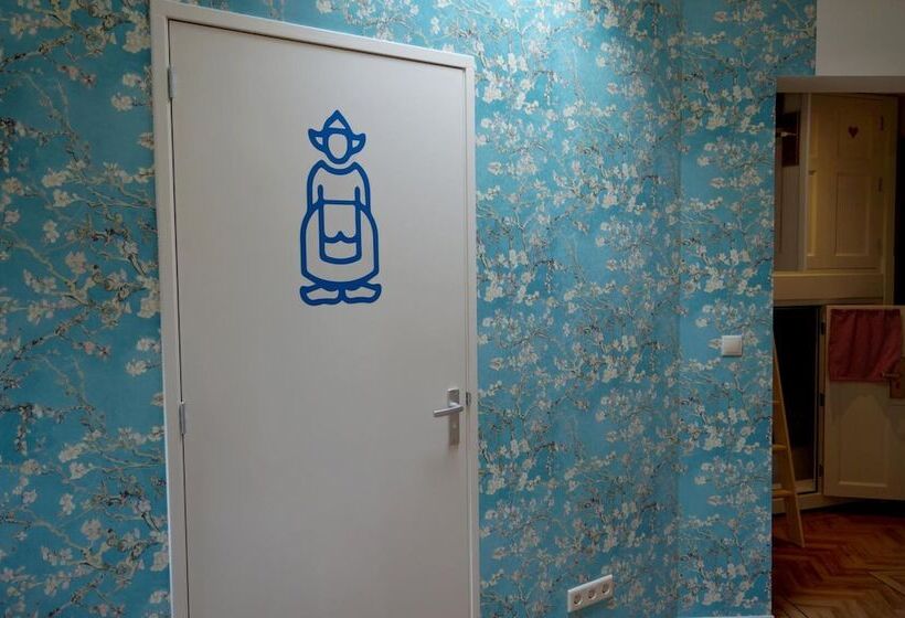 מלון כמוסות De Bedstee Boutique Capsules