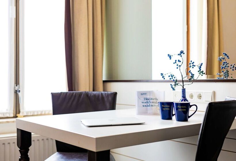 Golden Tulip Hotel Central