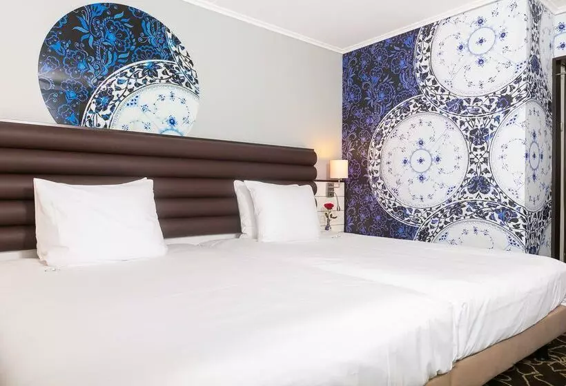 Golden Tulip Hotel Central