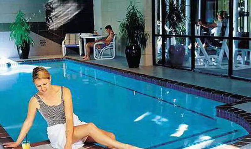 בית מלון כפרי Holiday Inn On Avon