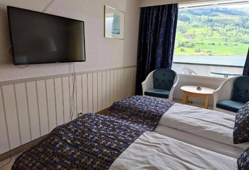Otel Olden Fjord