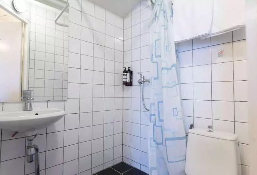 فندق Quentin England