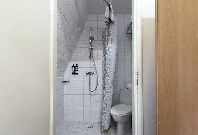 فندق Quentin England