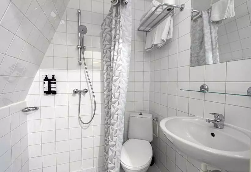 فندق Quentin England