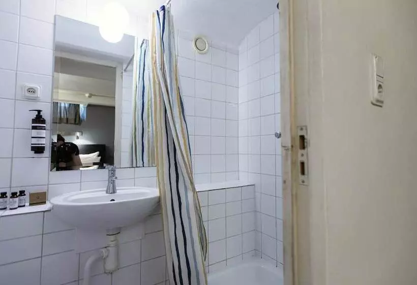 فندق Quentin England