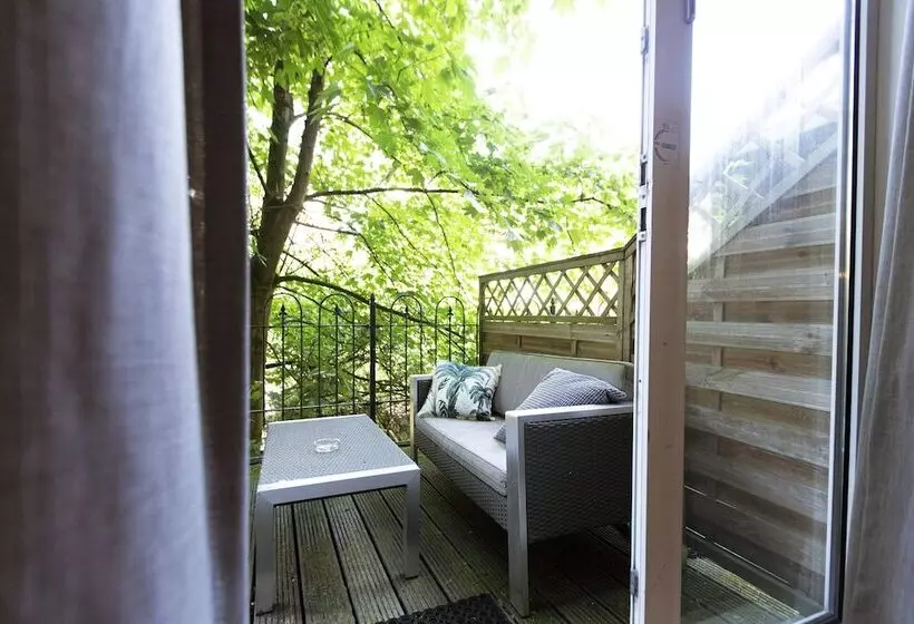 فندق Quentin England