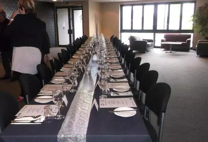 בית מלון כפרי Rosebank Lodge