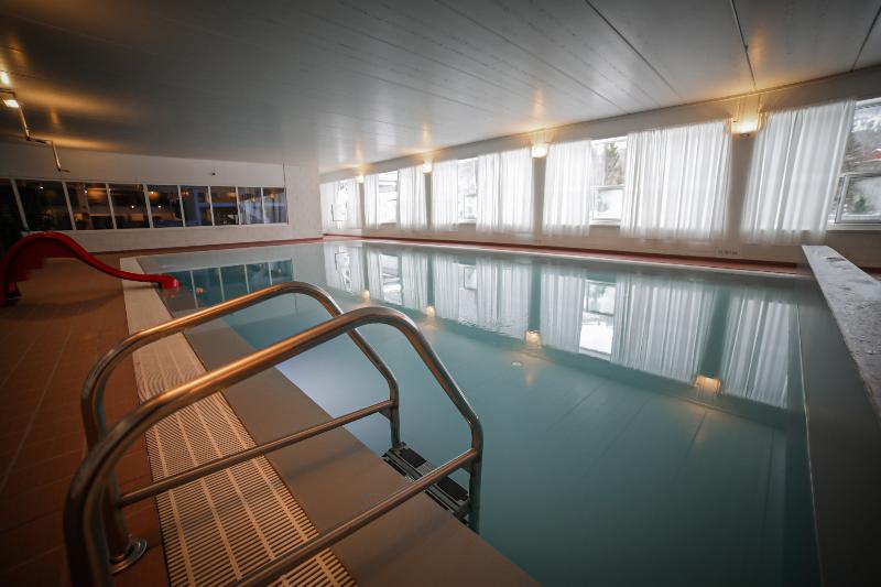 Vesterland Feriepark Hytter, Hotell Og Leikeland