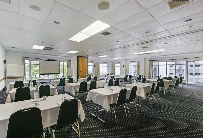 The Parnell Hotel & Conference Centre