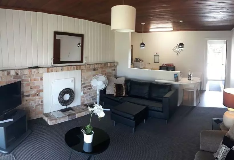 Bay Of Islands Country Lodge Motel