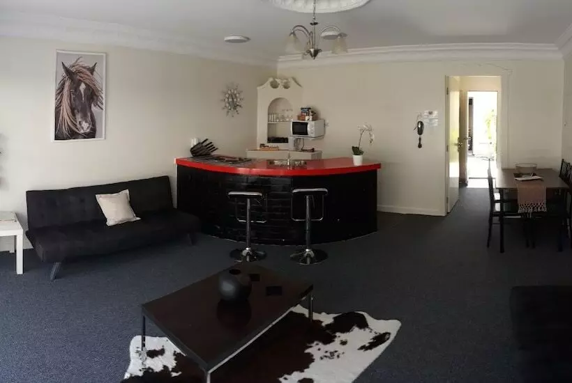 Bay Of Islands Country Lodge Motel